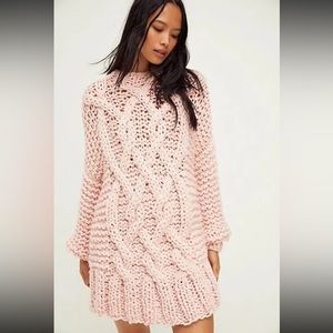 NWOT FREE PEOPLE X LOOPY MANGO CABIN FEVER CABLE TUNIC IN PINK Z296